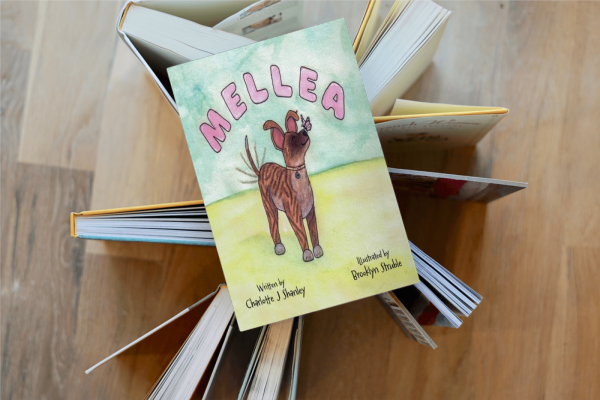 Mellea - Paperback